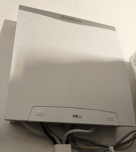 VR71